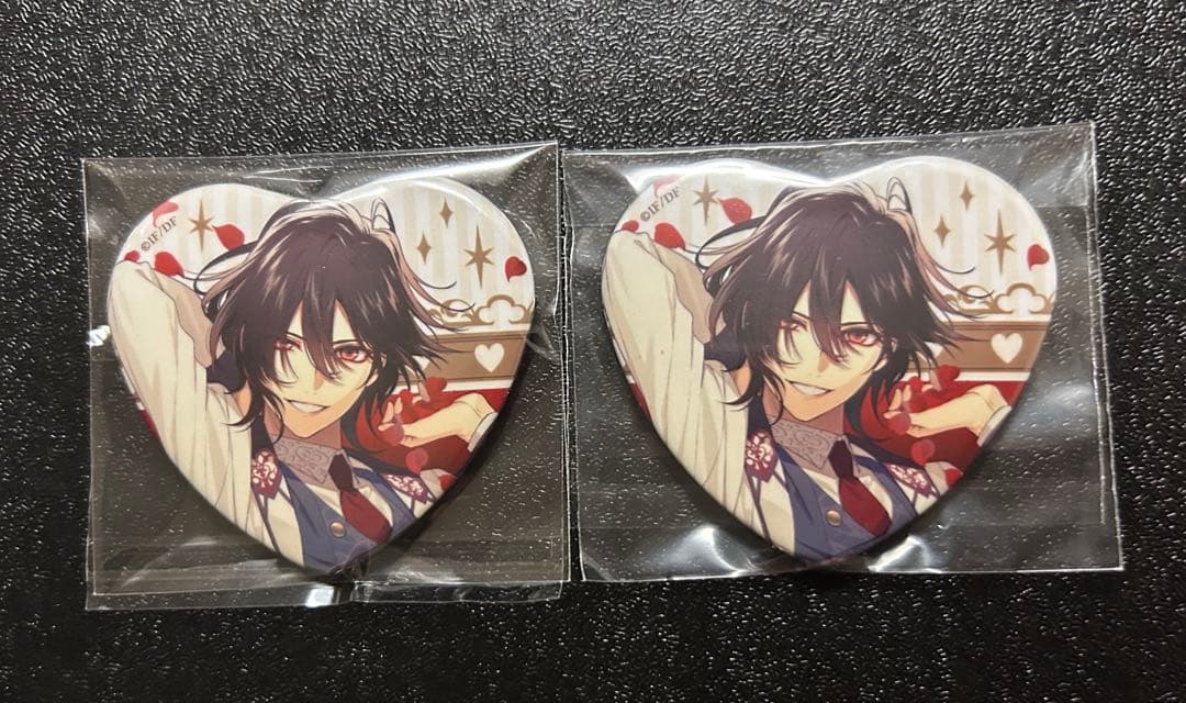 アムネシア　シン　ハート缶バッジ　2点