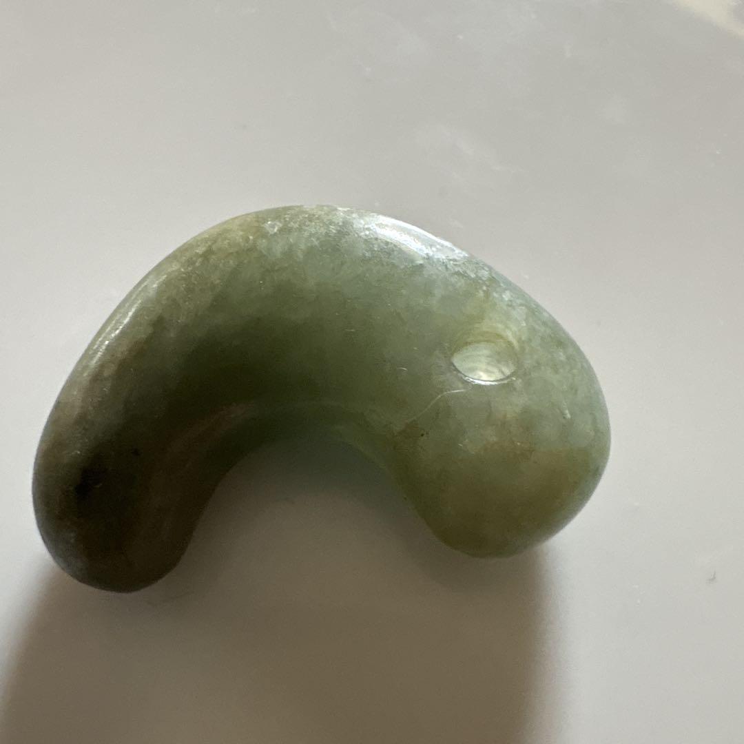 縄文ヒスイ勾玉
