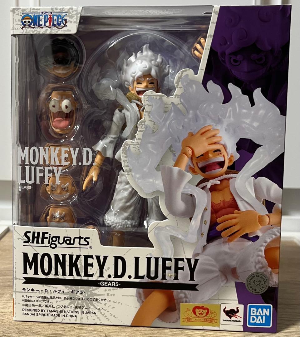 ワンピース　s.h.figuarts モンキー・D・ルフィ　ギア5