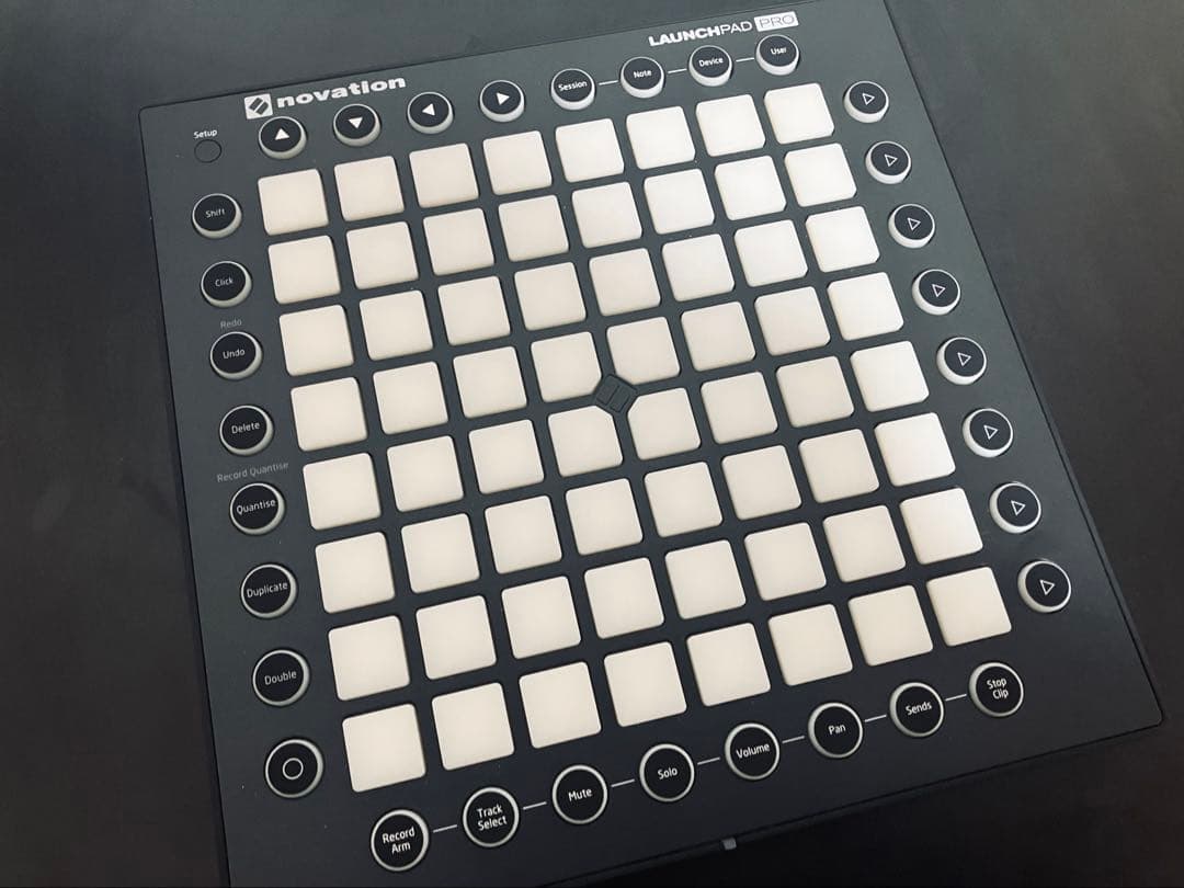 【新品同様】Novation Launchpad Pro